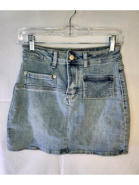 Cherry Women's Denim A-Line Short Skirt High Rise Button Pockets Blue Size M